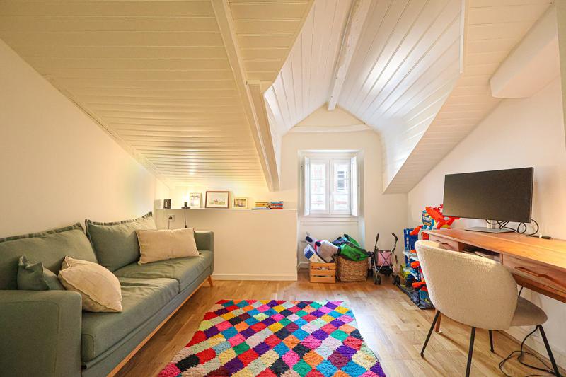 Appartement - 146 m² - 6 pièces