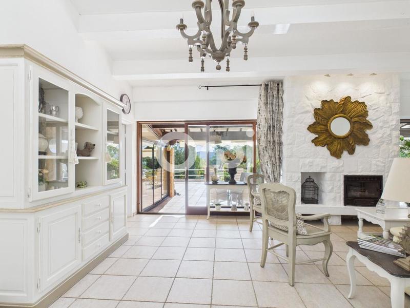 Maison - 136 m² - 4 pièces