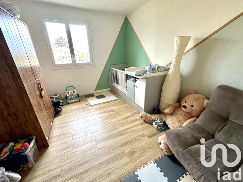 Maison - 180 m² - 6 pièces