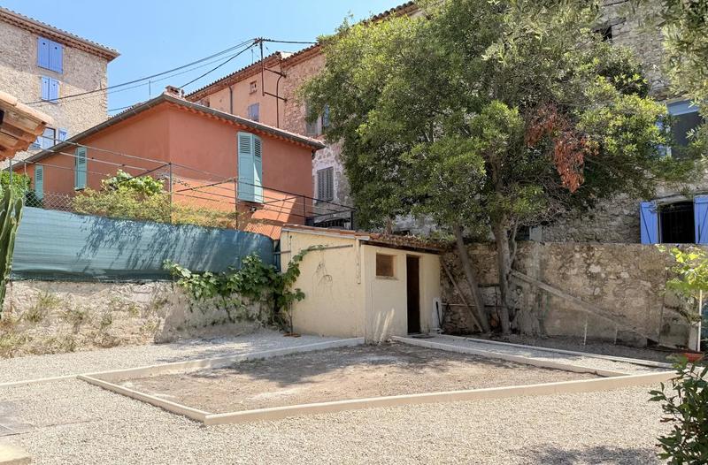 Maison - 75 m² - 5 pièces