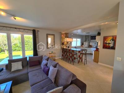 Maison - 125 m² - 6 pièces