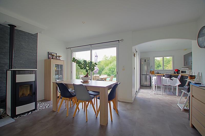 Maison - 130 m² - 6 pièces