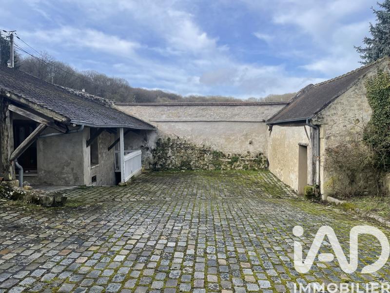 Maison - 210 m² - 7 pièces