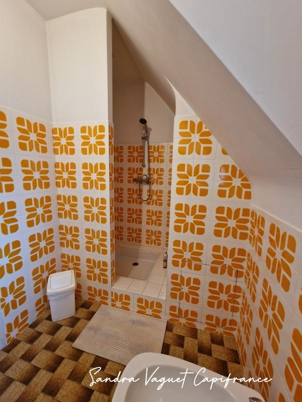 Maison - 176 m² - 7 pièces