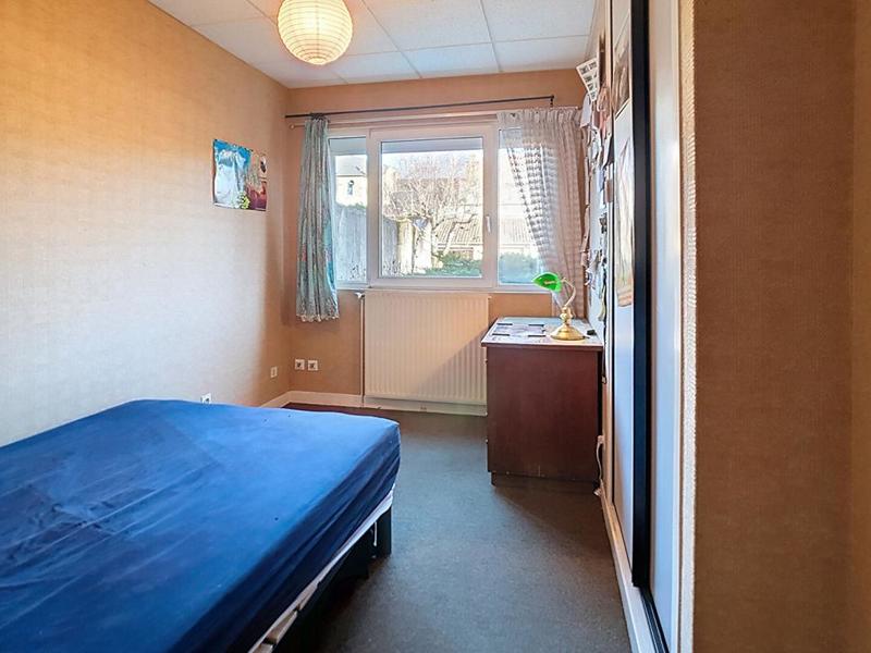 Appartement - 85 m² - 5 pièces