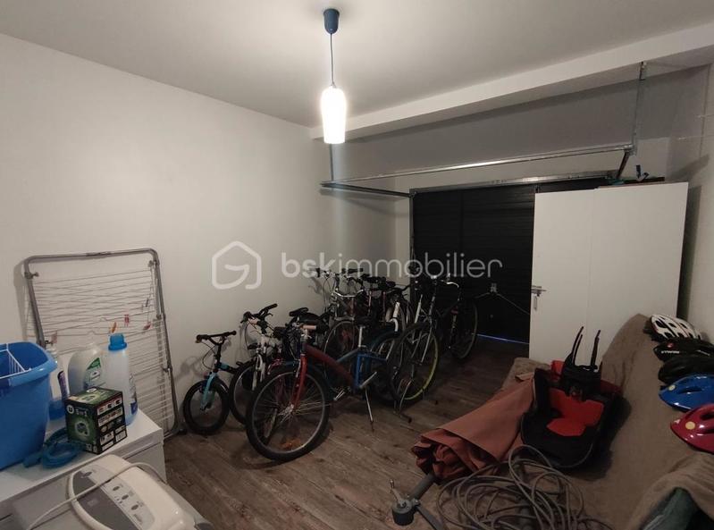 Maison - 93 m² - 4 pièces