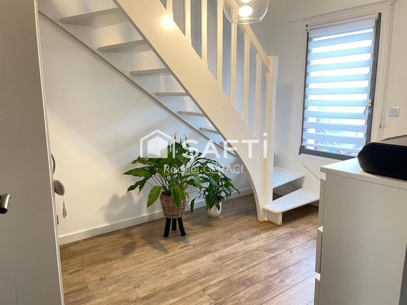 Duplex - 94 m² - 5 pièces