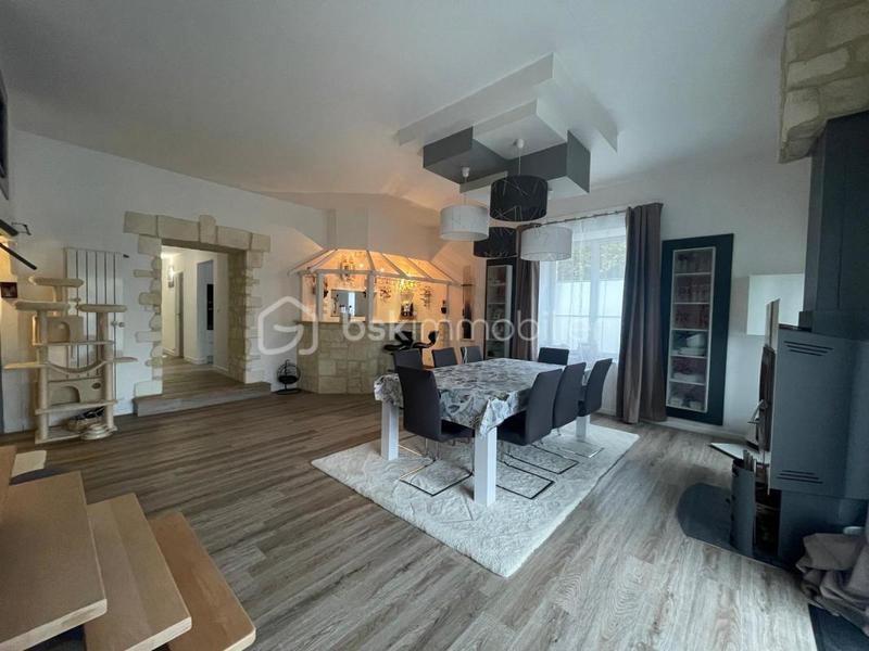 Maison en pierre - 228 m² - 8 pièces