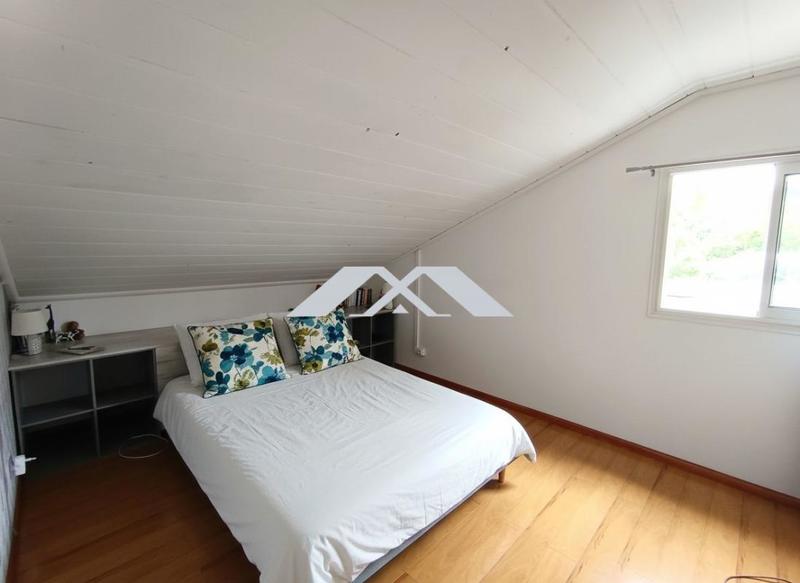 Villa - 286 m² - 9 pièces