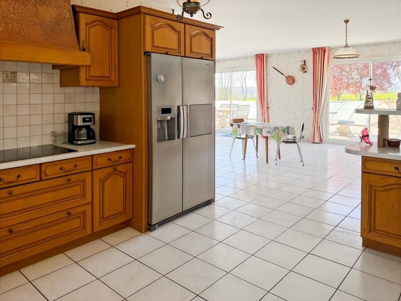Maison - 142 m² - 6 pièces
