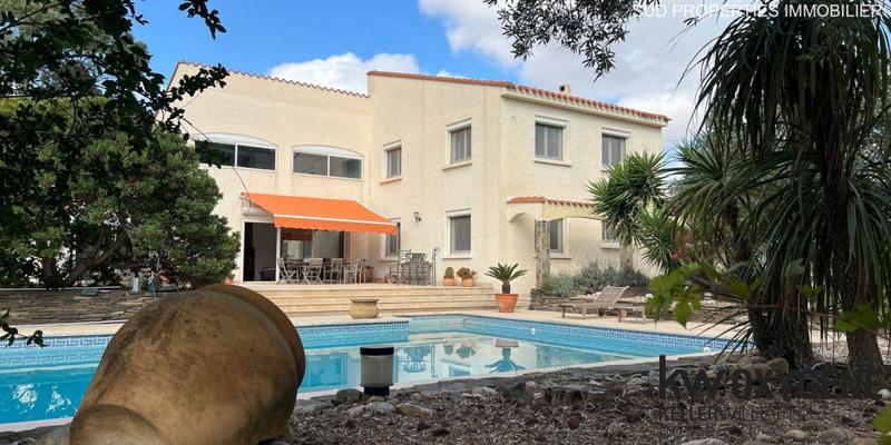 Villa - 300 m² - 7 pièces