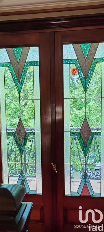 Maison - 300 m² - 12 pièces