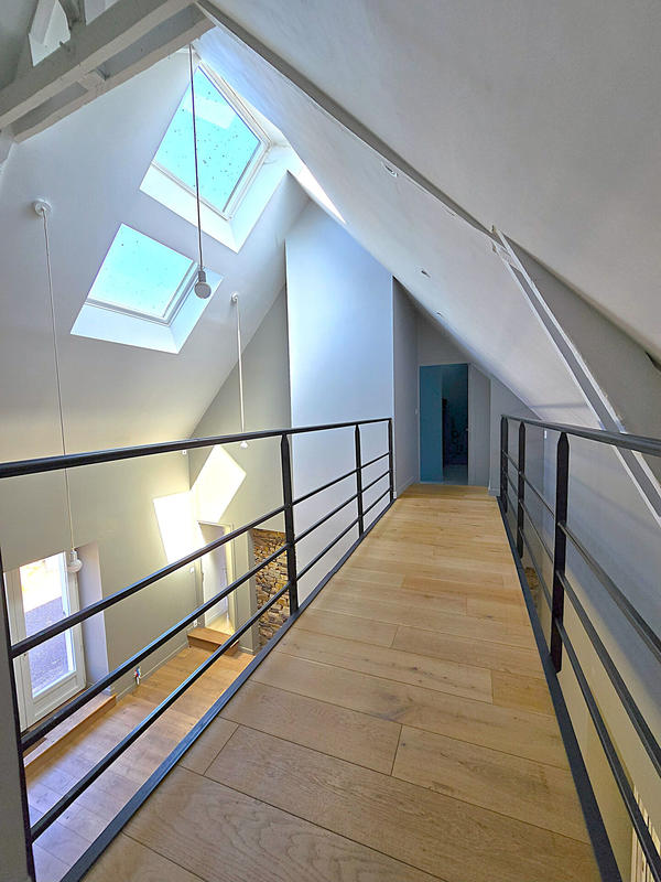 Propriété - 264 m² - 8 pièces