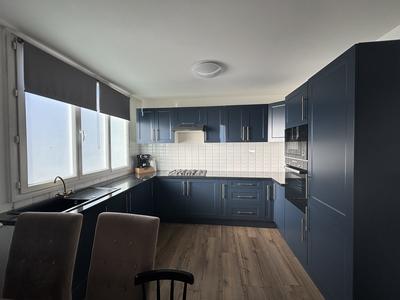 Appartement - 86 m² - 4 pièces