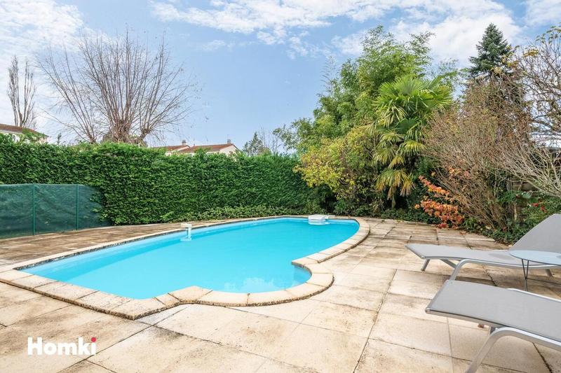 Maison - 140 m² - 6 pièces