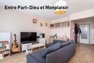 Appartement - 64 m² - 3 pièces