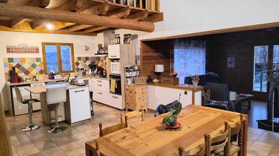 Maison - 130 m² - 6 pièces