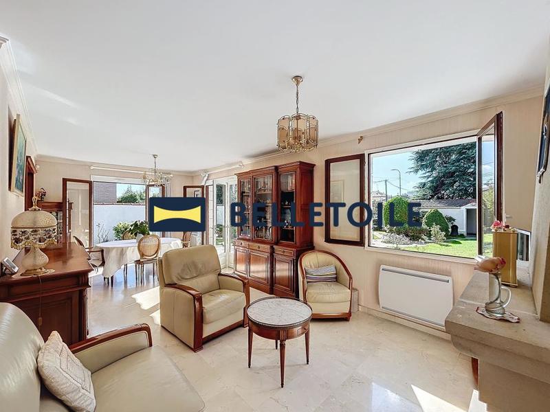 Maison - 93 m² - 4 pièces