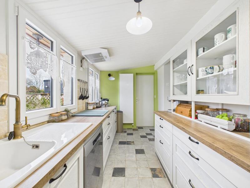 Maison - 140 m² - 6 pièces