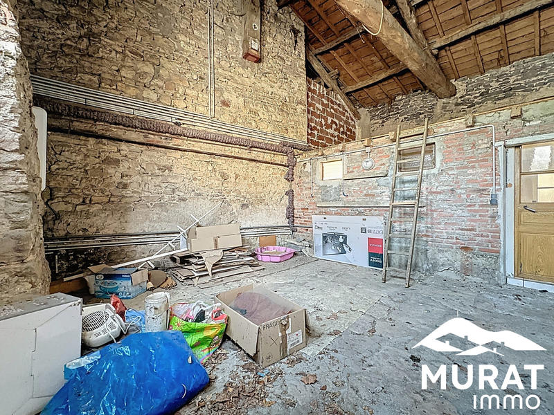 Immeuble - 151 m² - 7 pièces