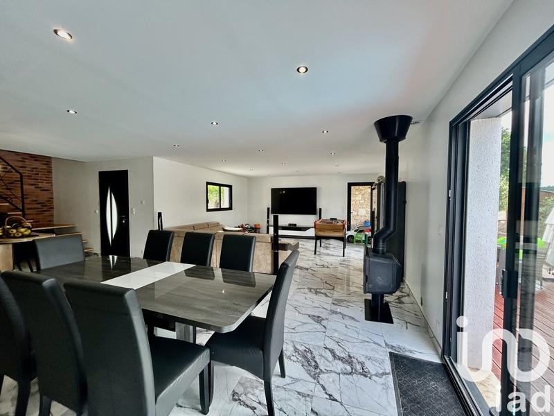 Maison - 175 m² - 5 pièces