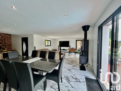 Maison - 175 m² - 5 pièces