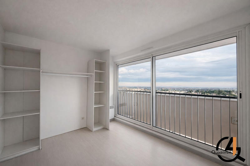 Duplex - 84 m² - 4 pièces