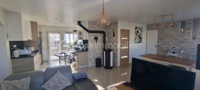 Maison traditionnelle - 80 m² - 4 pièces