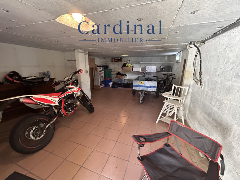 Maison - 90 m² - 4 pièces