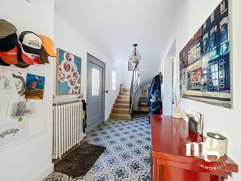 Maison - 192 m² - 6 pièces