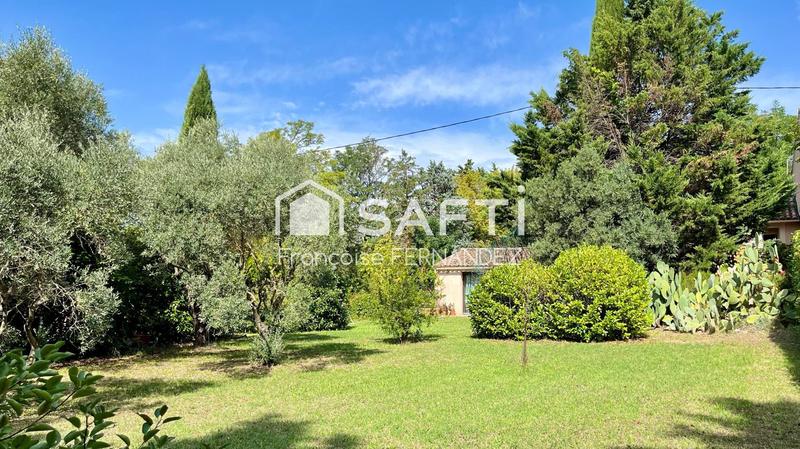 Villa - 180 m² - 6 pièces