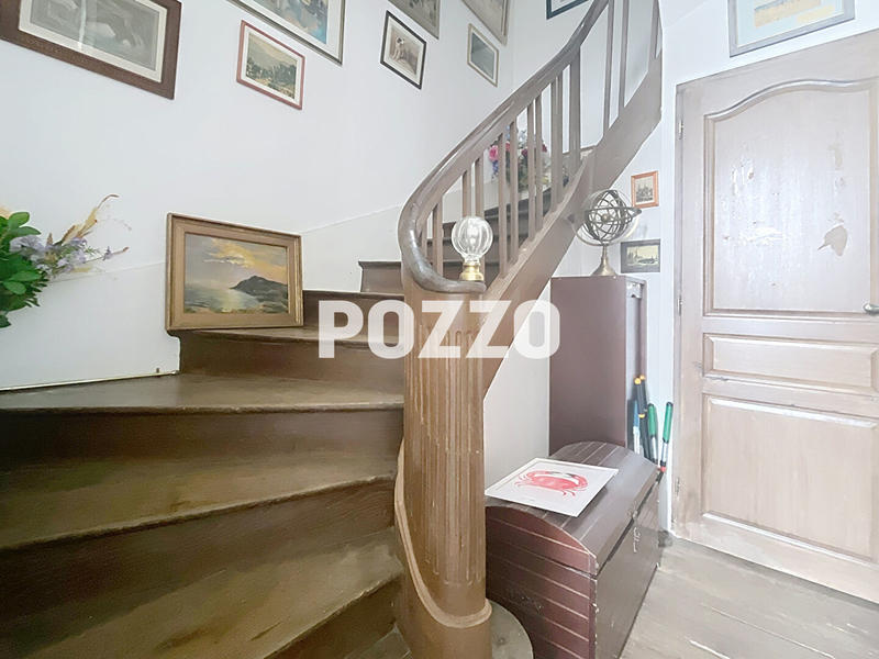 Maison - 165 m² - 7 pièces