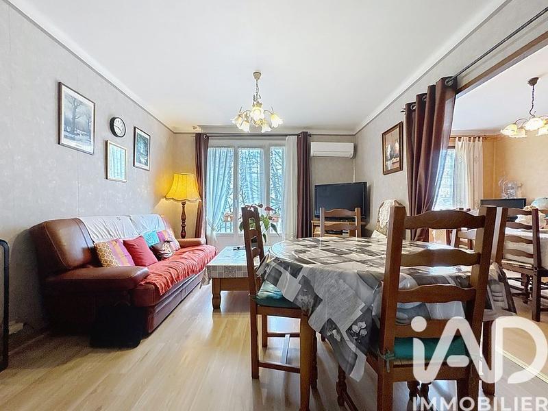 Appartement - 67 m² - 3 pièces