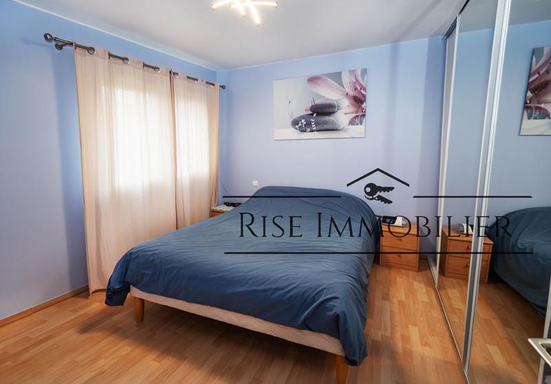 Maison - 121 m² - 5 pièces