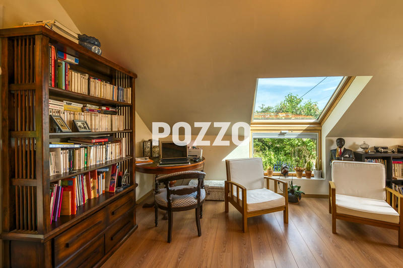 Maison - 140 m² - 6 pièces