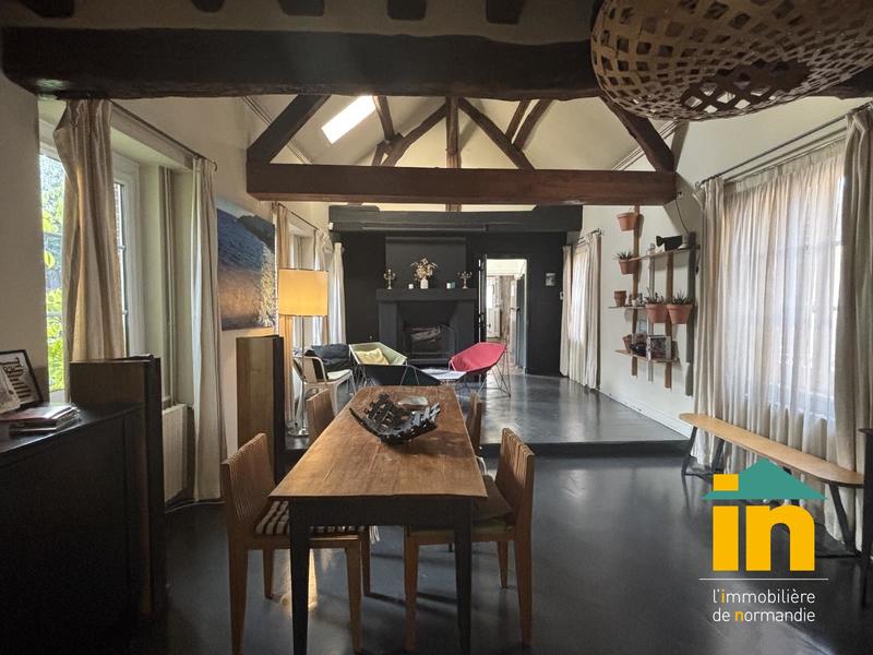 Maison de ville - 185 m² - 7 pièces