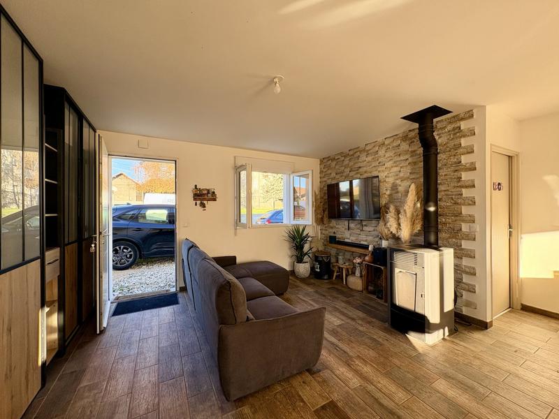 Maison - 90 m² - 4 pièces