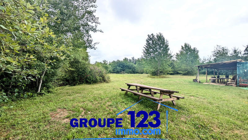 Terrain - 23 052 m²