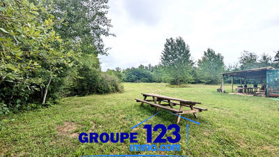 Terrain - 23 052 m²