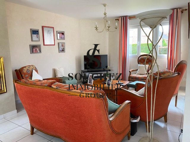 Maison - 163 m² - 8 pièces