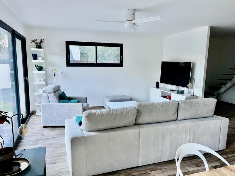 Maison - 140 m² - 5 pièces