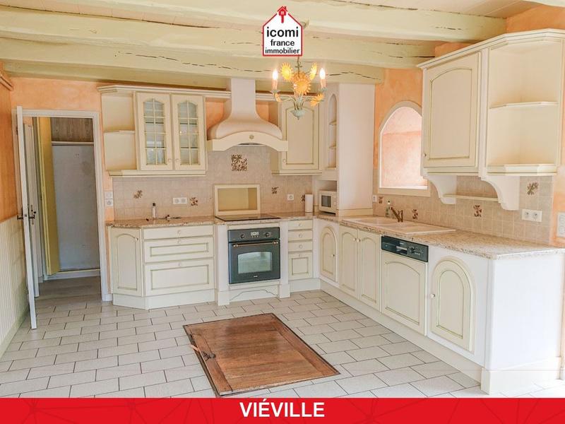 Maison - 200 m² - 8 pièces