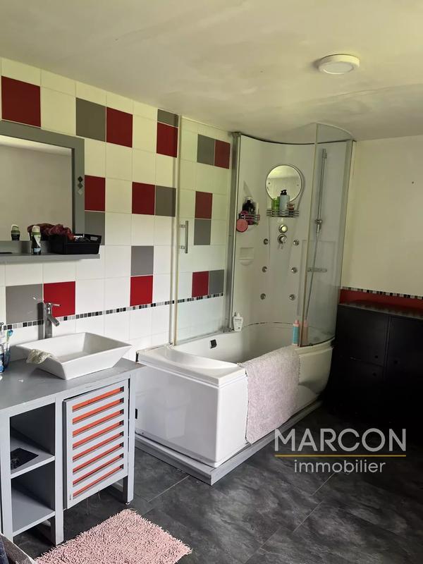 Maison - 146 m² - 6 pièces