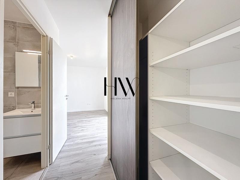 Appartement - 120 m² - 5 pièces