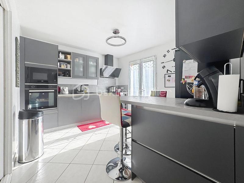 Maison de ville - 89 m² - 5 pièces