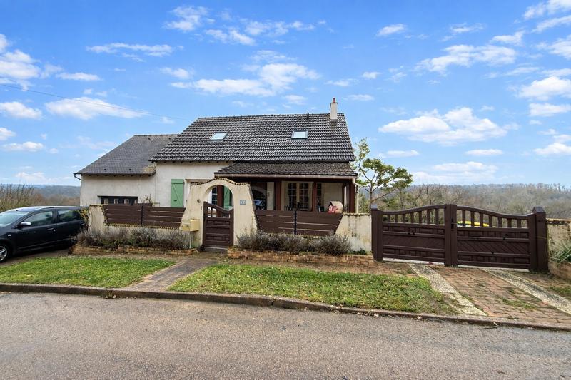 Maison - 105 m² - 1 pièce