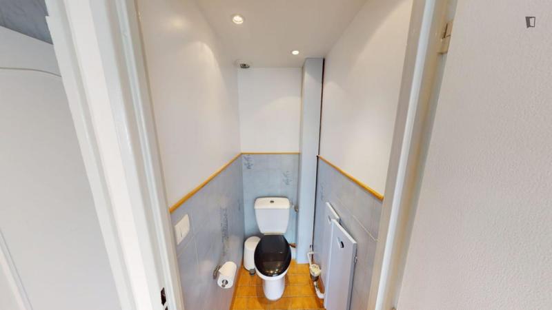 Chambre - 12 m² - 4 pièces