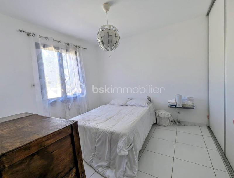 Maison - 80 m² - 3 pièces