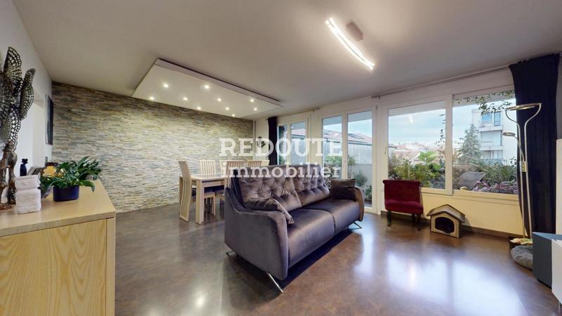 Appartement - 94 m² - 6 pièces