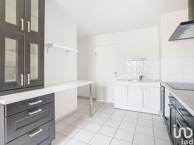 Appartement - 102 m² - 5 pièces